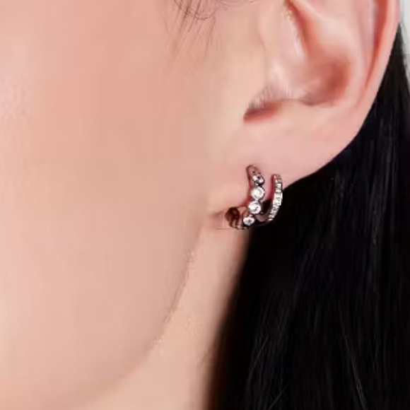 $58 Kate Spade Dazzle Double Huggies silver - Picture 6 of 7